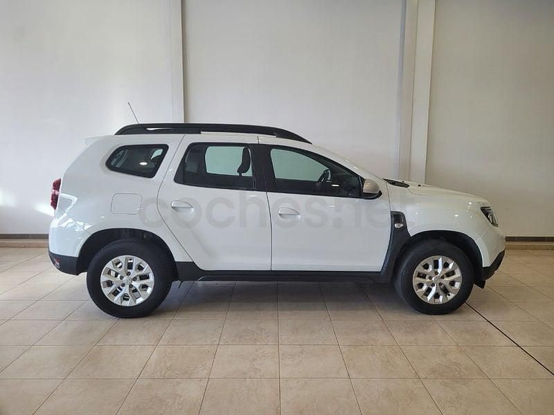 Usado Dacia Duster Comfort 115 CV (84 kW) 2022 Blanco SUV