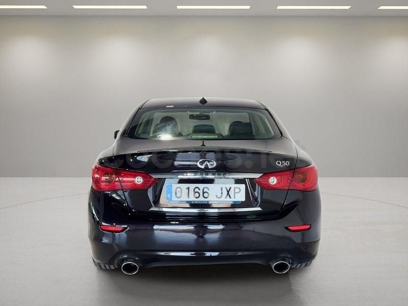 Usado Infiniti Q50 Premium 170 CV (125 kW) 2017 Negro Berlina