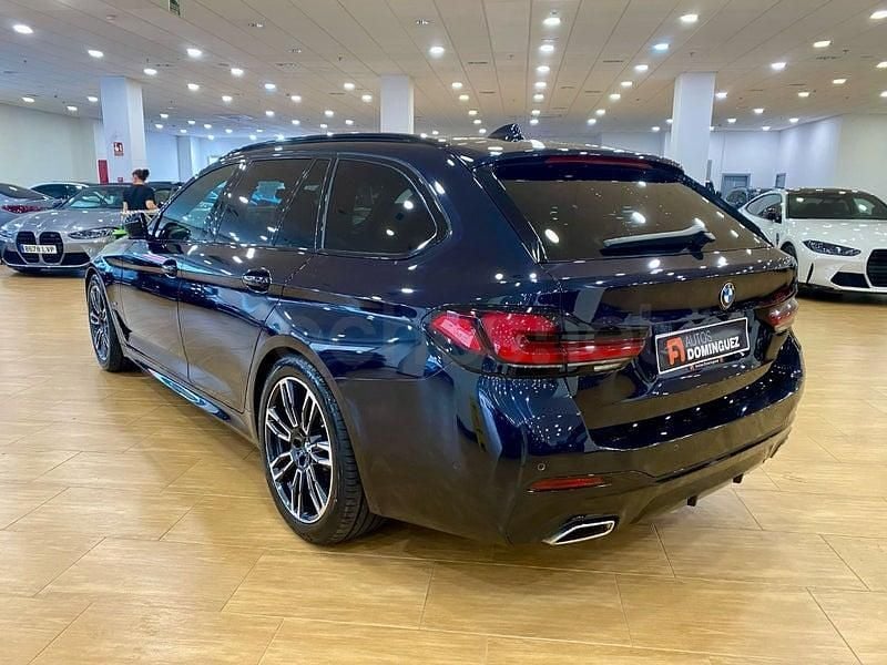 Usado BMW 520 190 CV (139 kW) 2023 Negro Familiar