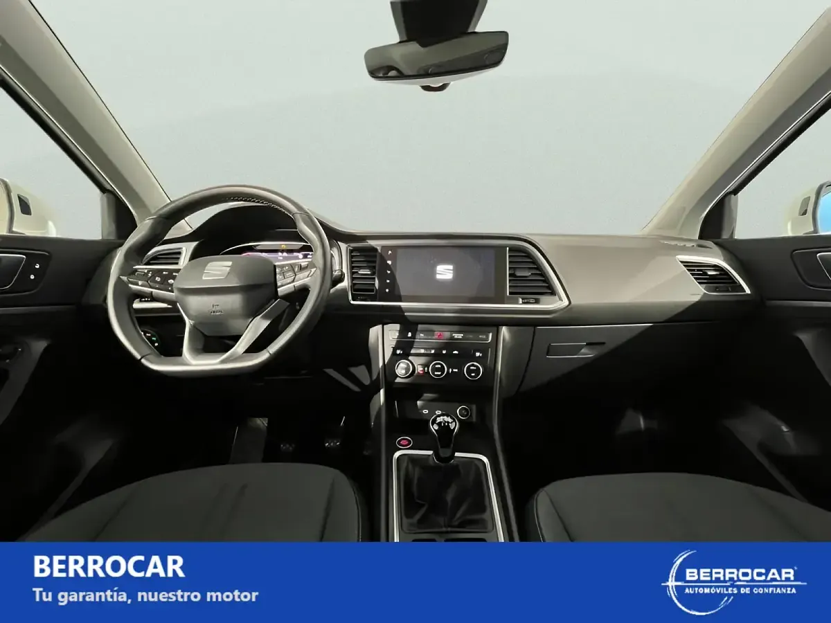 Usado Seat Ateca Style 150 CV (110 kW) 2025 Gris SUV