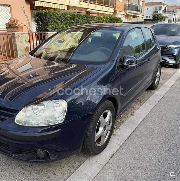 Usado VW Golf IV Trendline 115 CV (84 kW) 2005 Azul Berlina