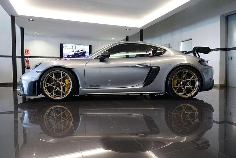 Usado Porsche Cayman GT4 500 CV (367 kW) 2024 Plateado Coupe