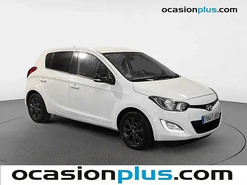 Usado Hyundai i20 GO! 75 CV (55 kW) 2015 Blanco Berlina