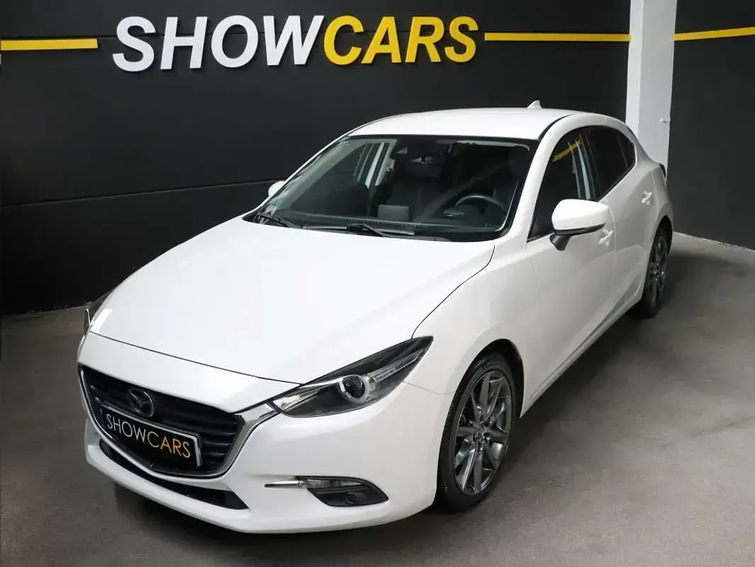 Usado Mazda 3 Style 150 CV (110 kW) 2018 Blanco Utilitario