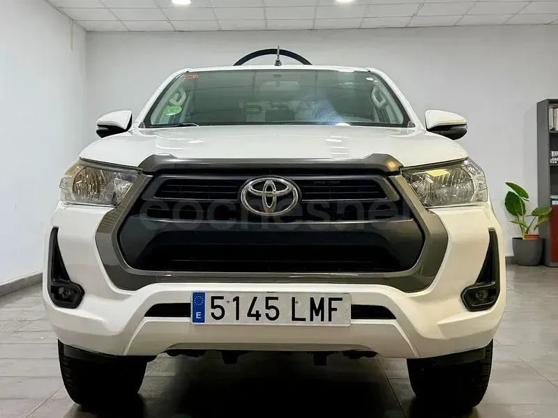 Usado Toyota HiLux 150 CV (110 kW) 2021 Blanco Pickup/Camioneta