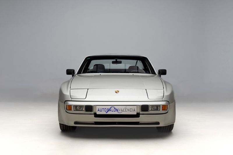 Usado Porsche 944 163 CV (119 kW) 1982 Gris