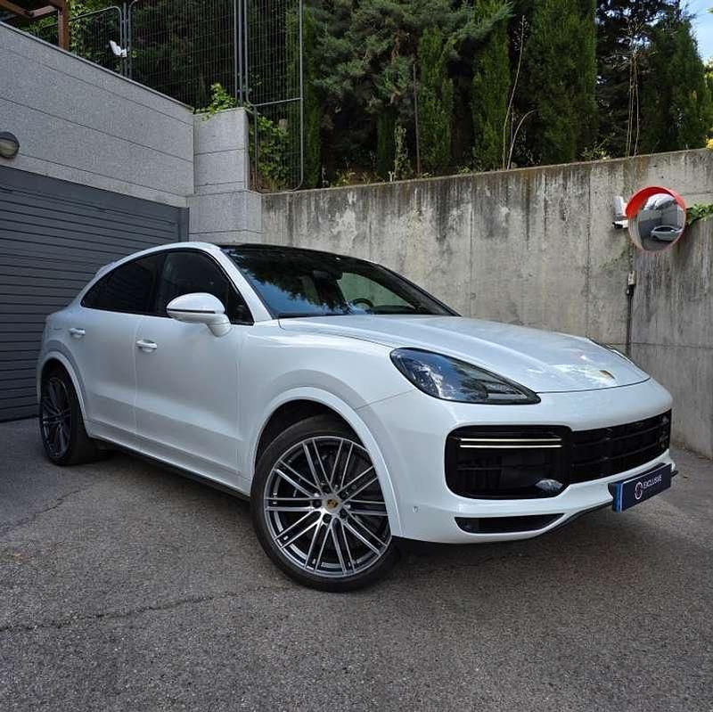 Blanco Usado 2022 Porsche Cayenne Turbo S SUV | 95.999 € (Super precio) - Imagen 1/1