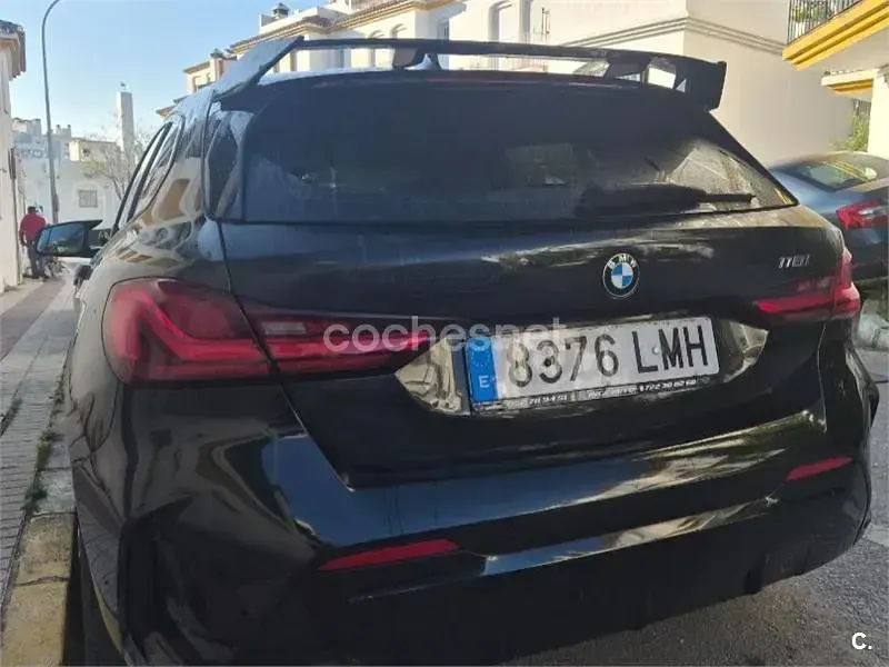 Usado BMW 118 136 CV (100 kW) 2021 Negro Utilitario
