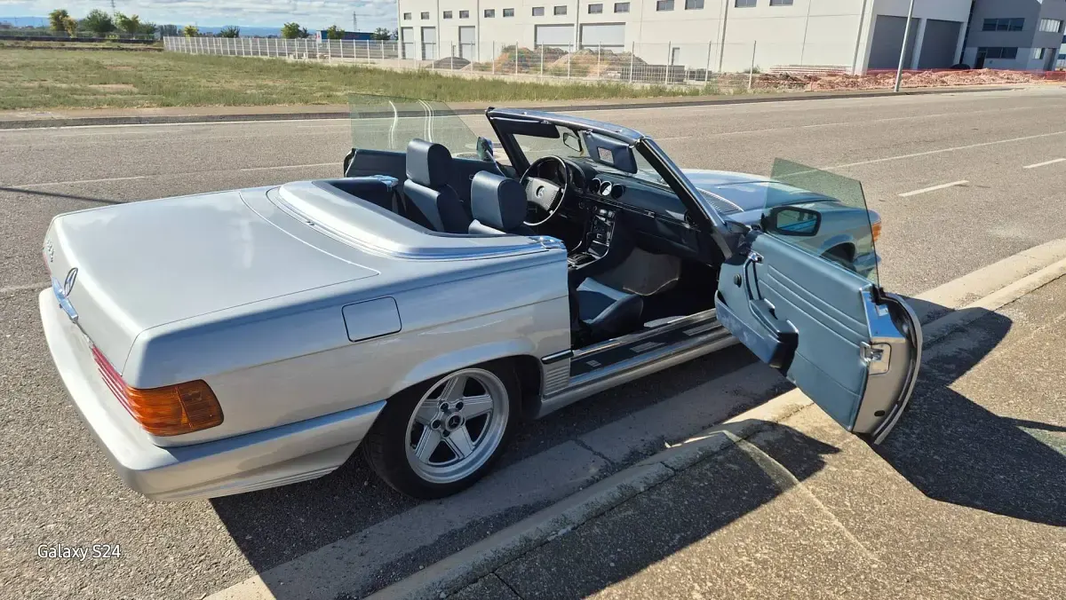 Usado Mercedes SL350 200 CV (147 kW) 1972 Gris Descapotable