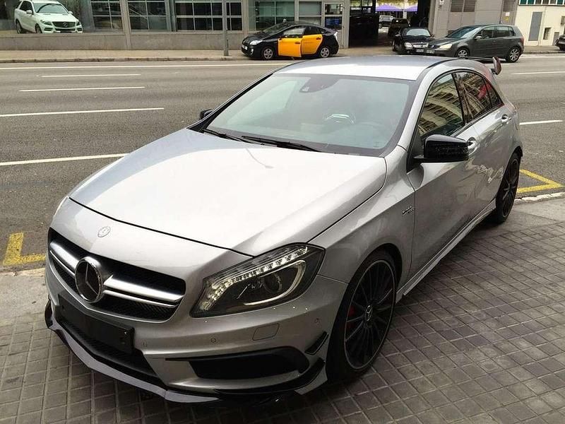 Usado Mercedes A45 AMG AMG Edition 1 360 CV (264 kW) 2014 Plateado Utilitario