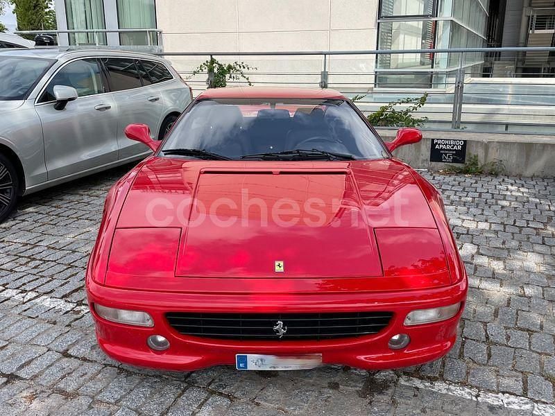 Usado Ferrari F355 380 CV (279 kW) 1998 Rojo Coupe