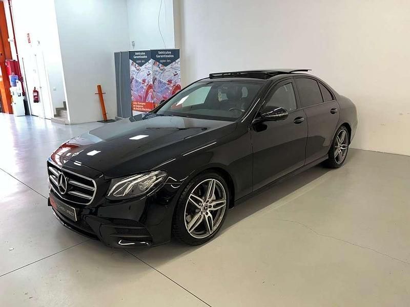 Usado Mercedes E220 193 CV (141 kW) 2018 Negro Berlina