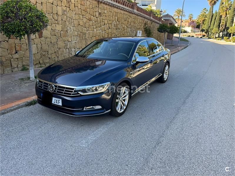 Azul Usado 2017 VW Passat Sportline Berlina | 16.000 € (Precio justo) - Imagen 1/4