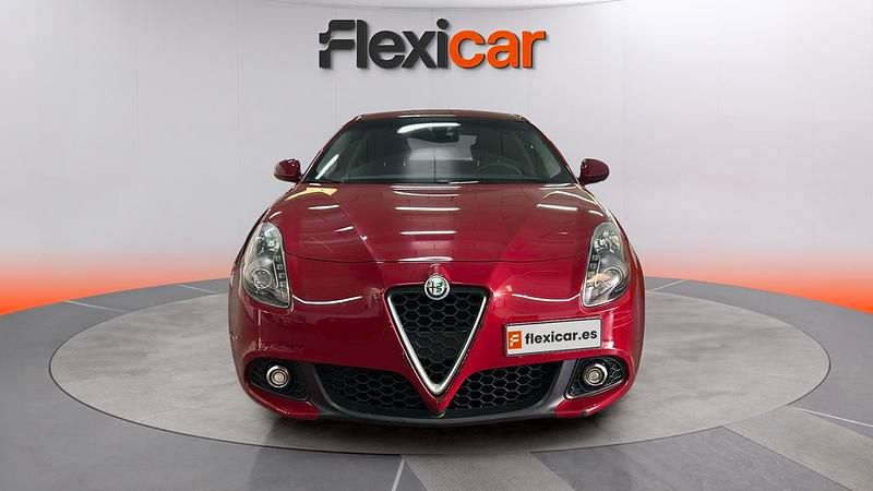 Usado Alfa Romeo Giulietta 120 CV (88 kW) 2017 Rojo Utilitario