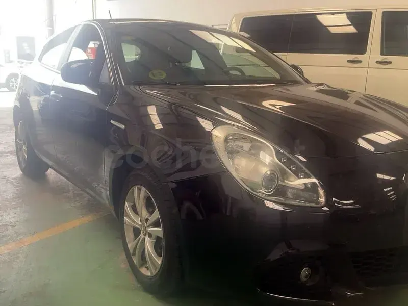 Usado Alfa Romeo Giulietta Distinctive 105 CV (77 kW) 2012 Negro Utilitario