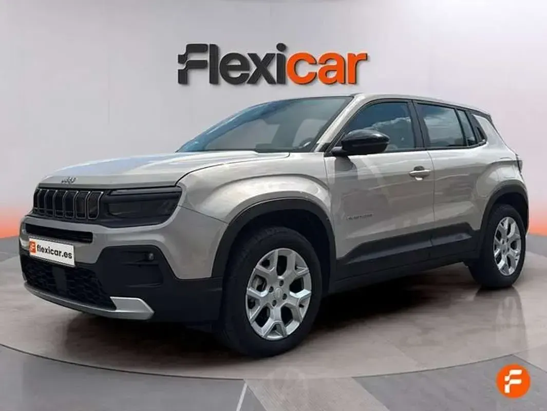Usado Jeep Avenger Altitude 101 CV (74 kW) 2025 Beige SUV