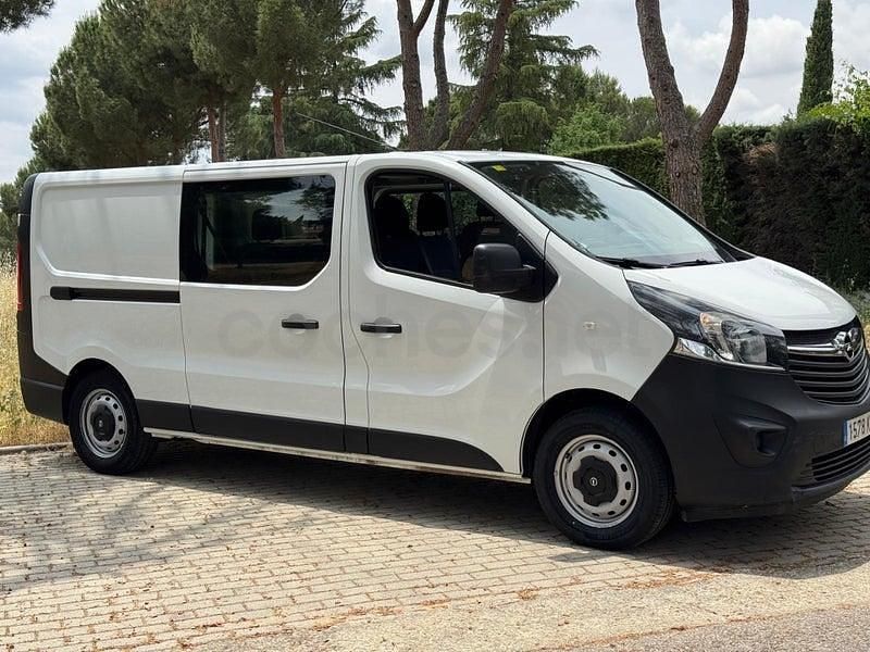 Usado Opel Vivaro 125 CV (91 kW) 2018 Blanco Monovolumen