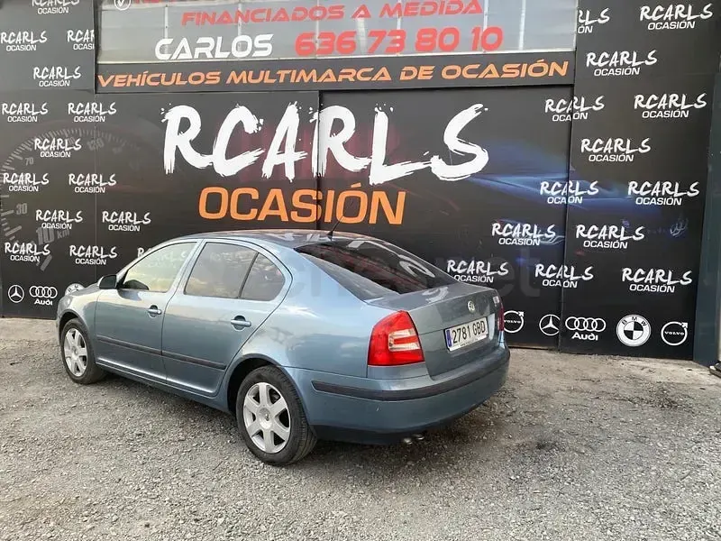 Usado Skoda Octavia 105 CV (77 kW) 2008 Azul Berlina