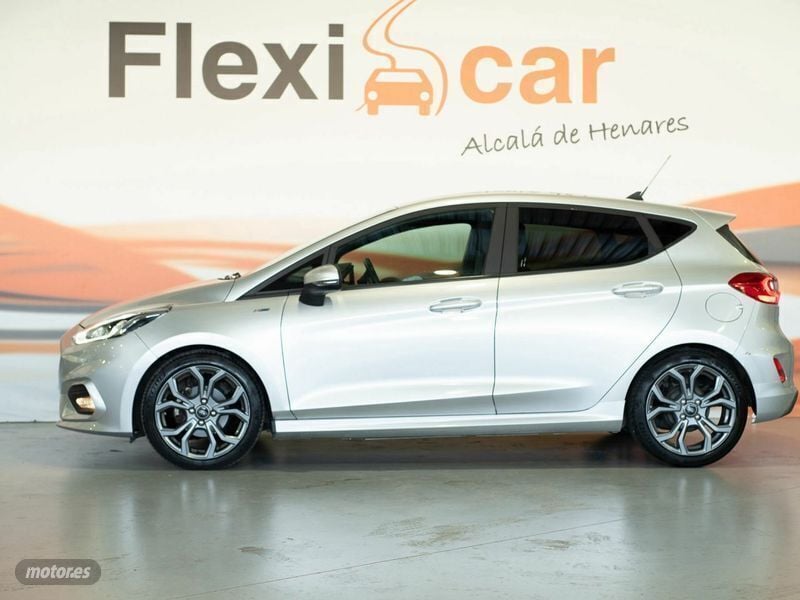 Usado Ford Fiesta ST-Line 95 CV (69 kW) 2021 Gris Utilitario