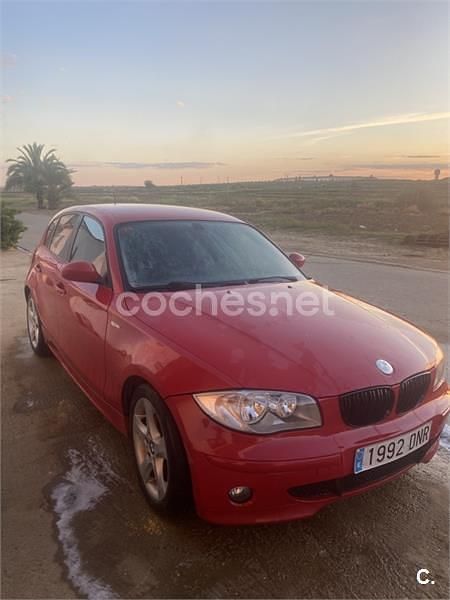 Usado BMW 118 122 CV (89 kW) 2005 Rojo Utilitario