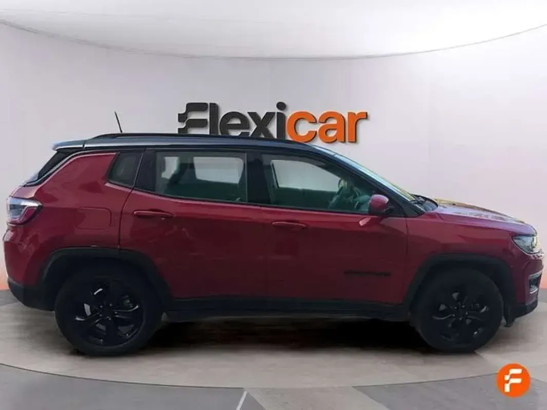 Usado Jeep Compass Night Eagle 140 CV (102 kW) 2019 Rojo SUV