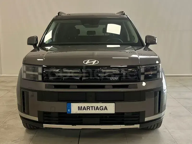 Usado Hyundai Santa Fe Style 215 CV (158 kW) 2025 Gris / plata SUV