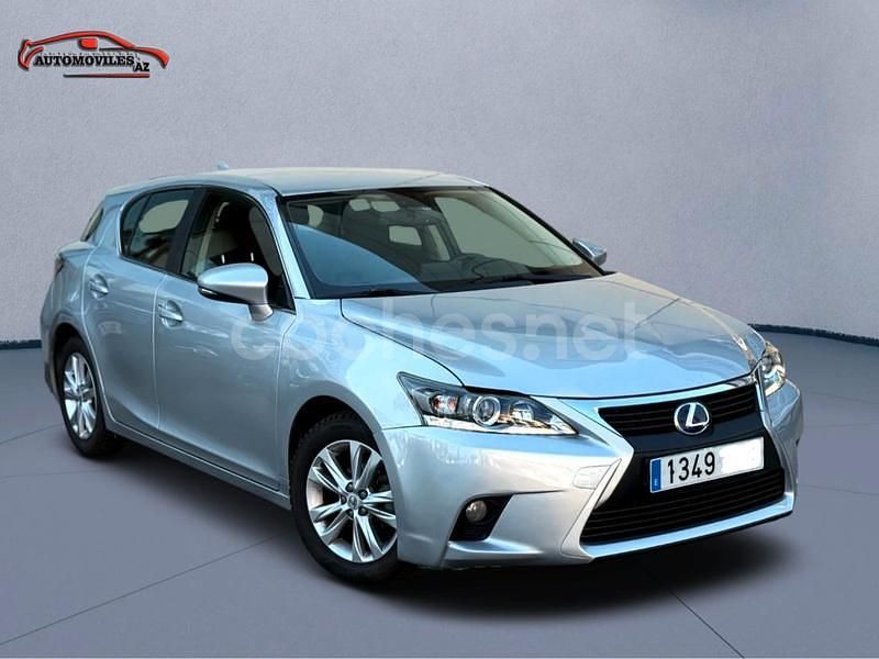 Usado Lexus CT200h Executive Line 136 CV (100 kW) 2014 Gris / plata Berlina