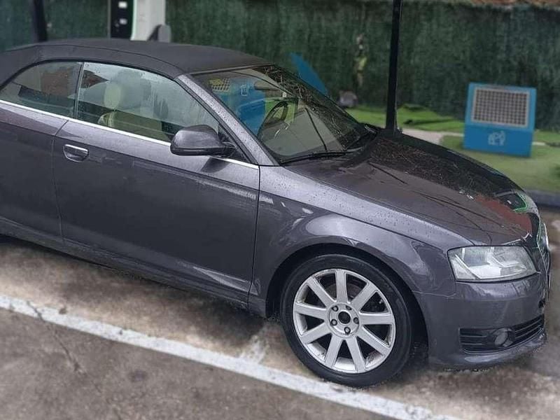 Usado Audi A3 Cabriolet Ambition 160 CV (117 kW) 2010 Burdeos Descapotable