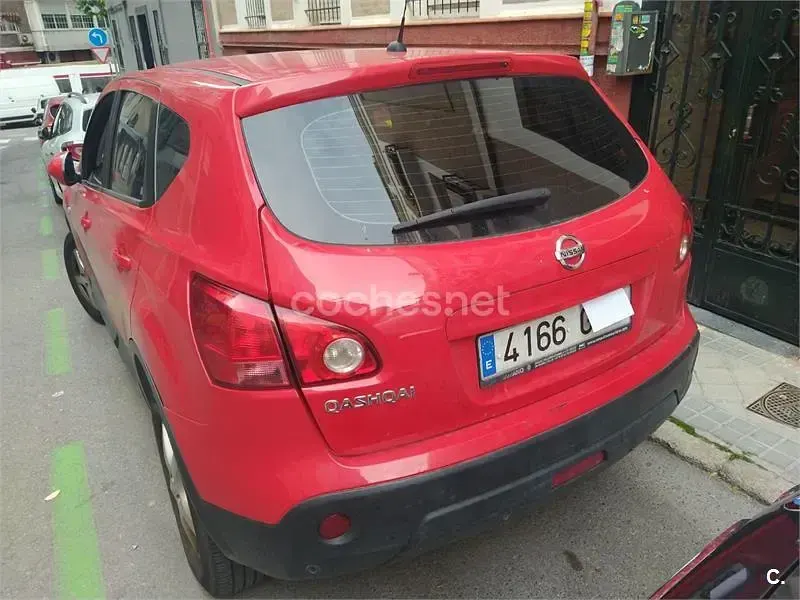 Usado Nissan Qashqai Acenta 140 CV (102 kW) 2008 Granate SUV