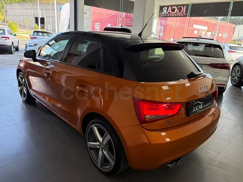 Usado Audi A1 Sportback Ambition 143 CV (105 kW) 2013 Naranja Utilitario