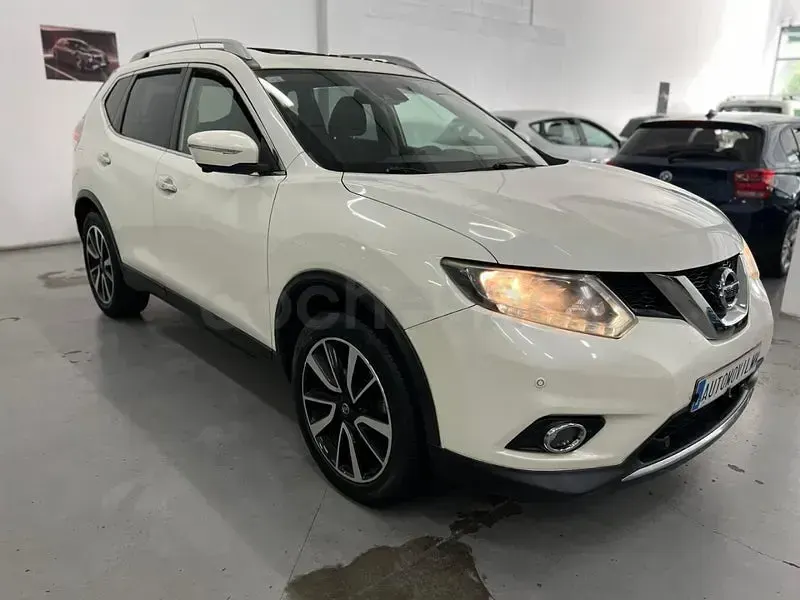 Usado Nissan X-Trail Tekna 130 CV (95 kW) 2016 Blanco SUV