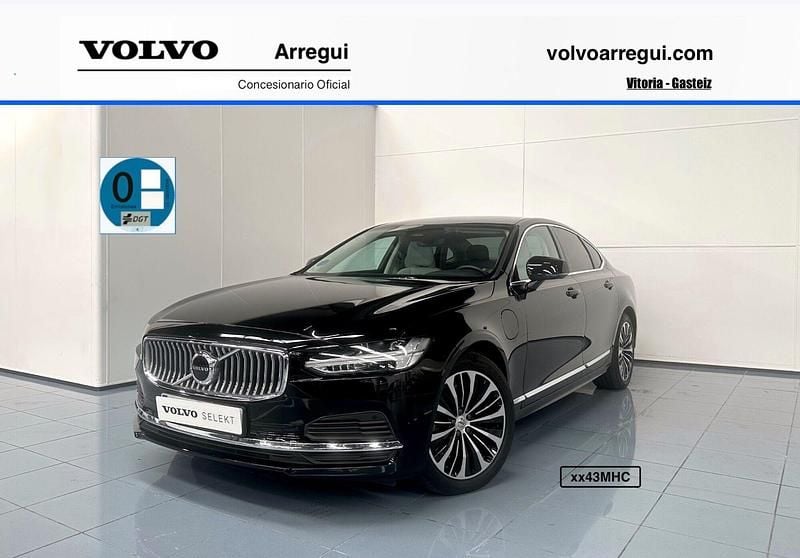 Negro Usado 2023 Volvo S90 Core Berlina | 41.990 € (Precio justo) - Imagen 1/4