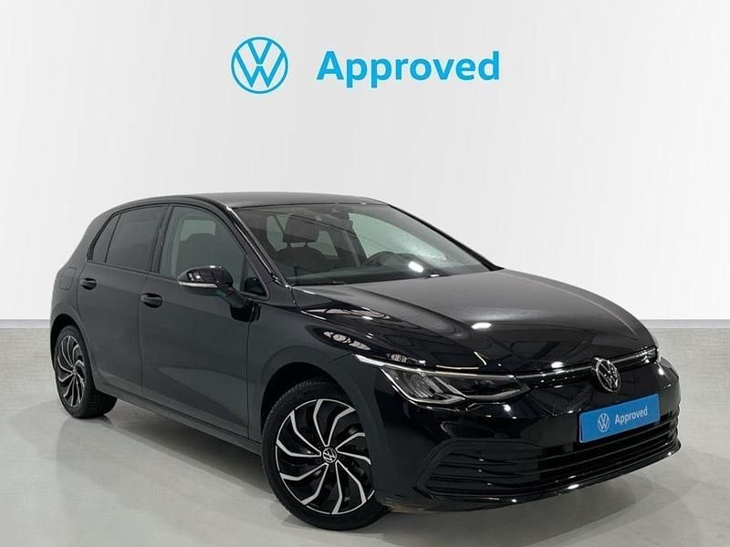 Usado VW Golf VIII Life 150 CV (110 kW) 2022 Negro