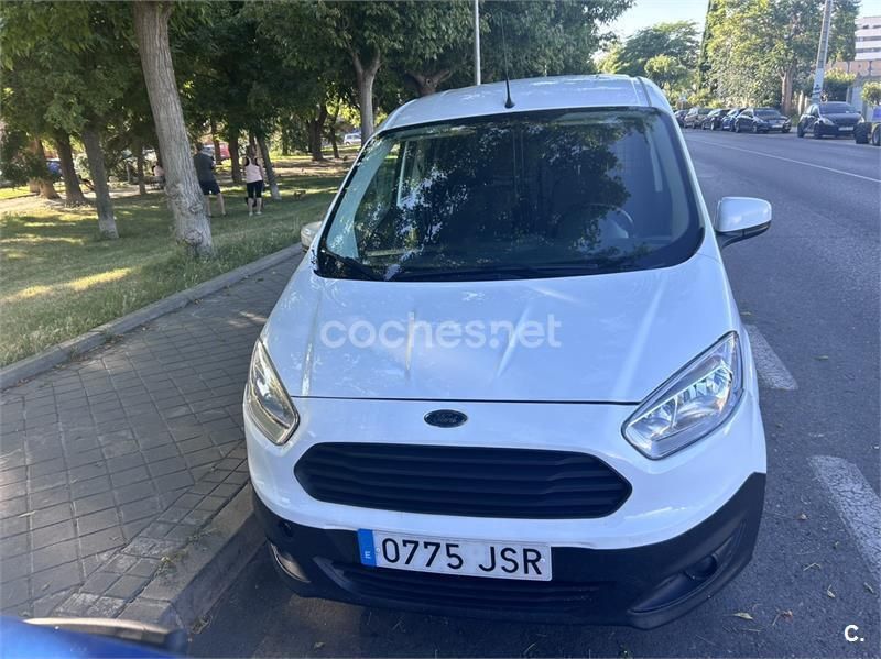Blanco Usado 2016 Ford Tourneo Courier Trend Monovolumen | 5800 € (Super precio) - Imagen 1/4
