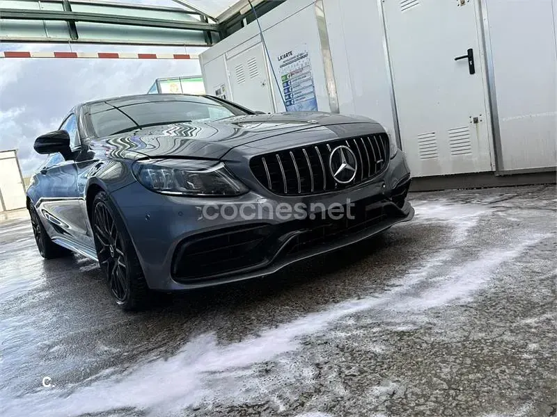 Usado Mercedes C63 AMG 476 CV (350 kW) 2019 Gris / plata Coupe
