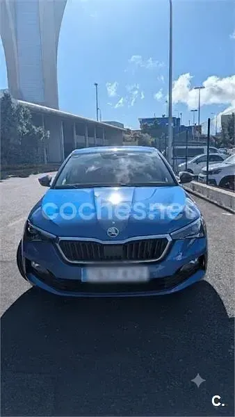 Usado Skoda Scala Ambition 115 CV (84 kW) 2019 Azul Utilitario