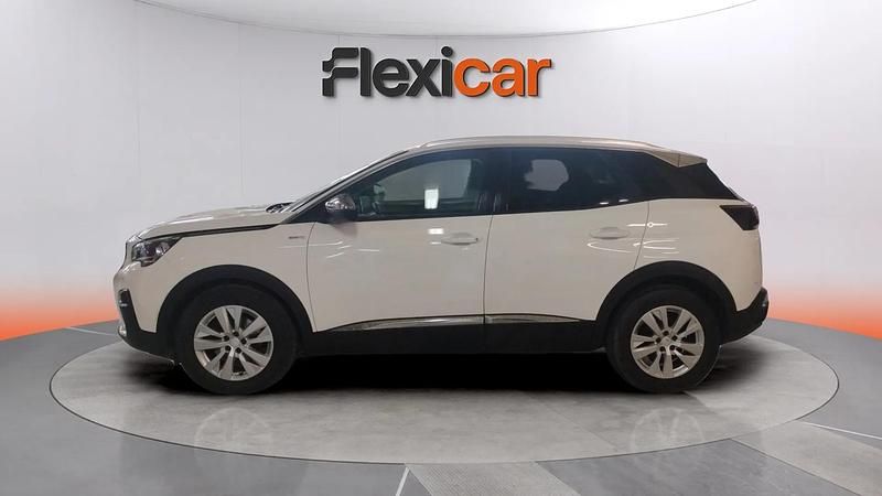 Usado Peugeot 3008 Active 131 CV (96 kW) 2020 Blanco SUV