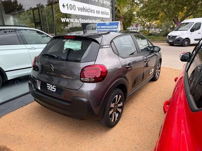 Usado Citroën C3 Feel 99 CV (72 kW) 2021 Gris Utilitario