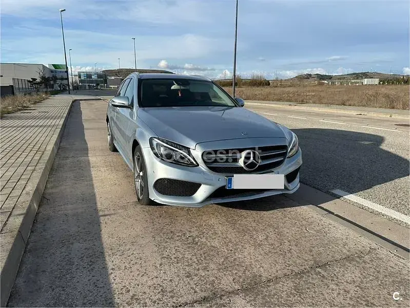 Usado Mercedes C220 AMG 170 CV (125 kW) 2016 Gris / plata Familiar