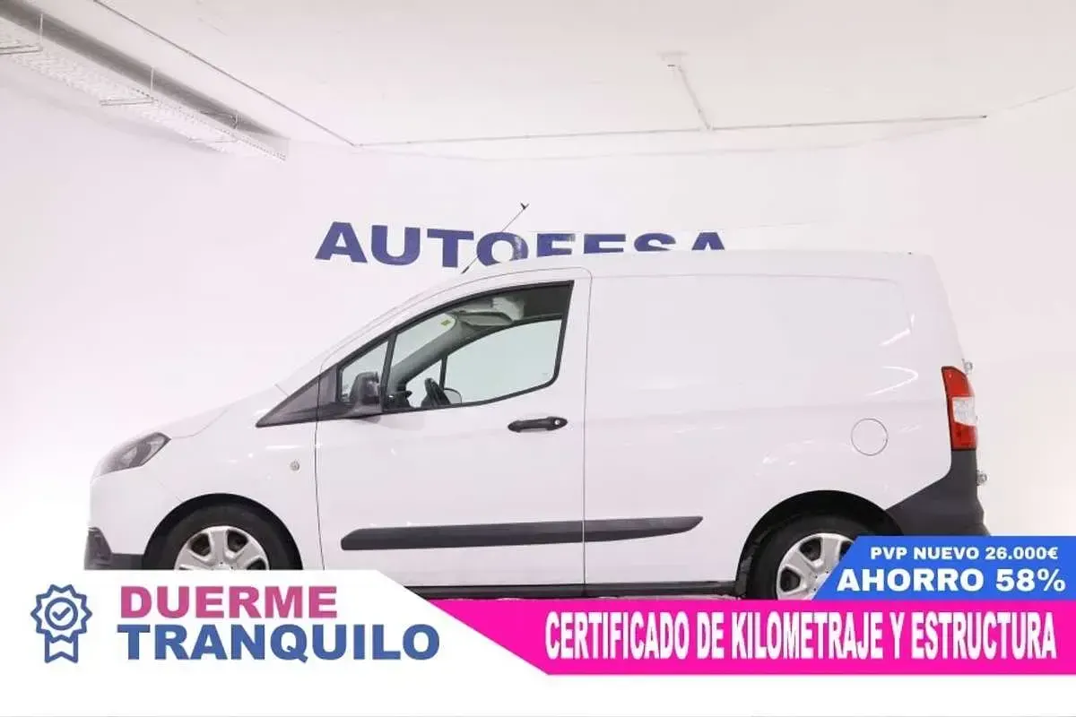 Usado Ford Transit Courier Trend 75 CV (55 kW) 2020 Blanco Van