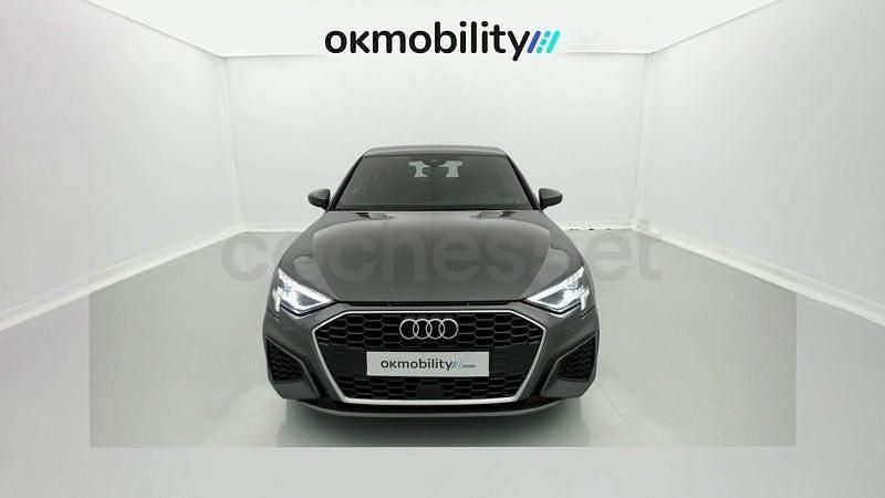 Usado Audi A3 S-Line 150 CV (110 kW) 2024 Gris / plata Berlina
