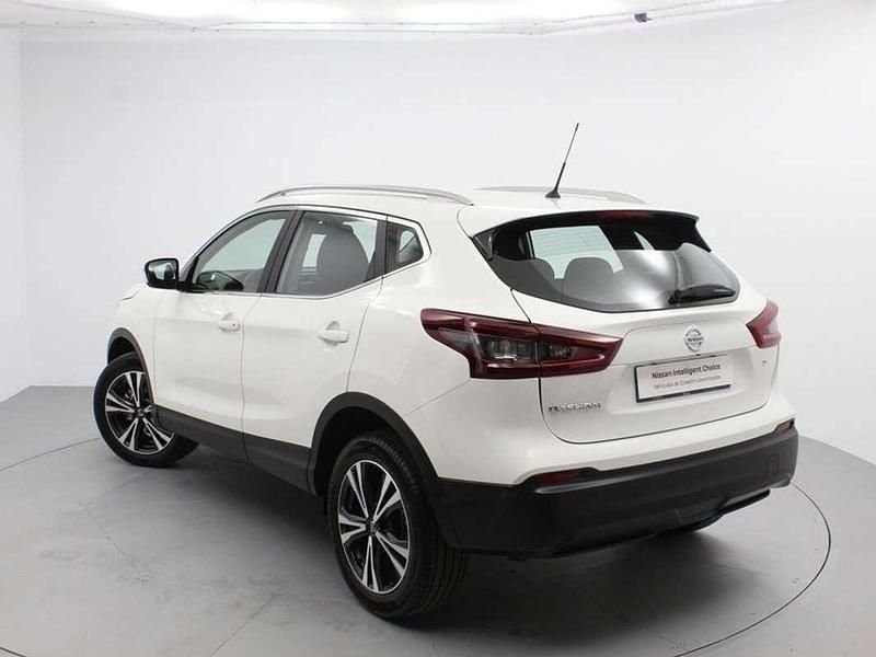 Usado Nissan Qashqai Style Edition 141 CV (103 kW) 2021 Amarillo SUV