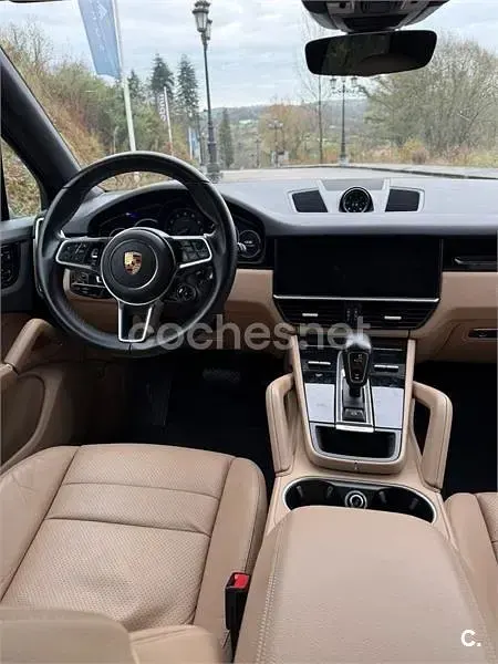 Usado Porsche Cayenne E-Hybrid 462 CV (339 kW) 2020 Negro SUV