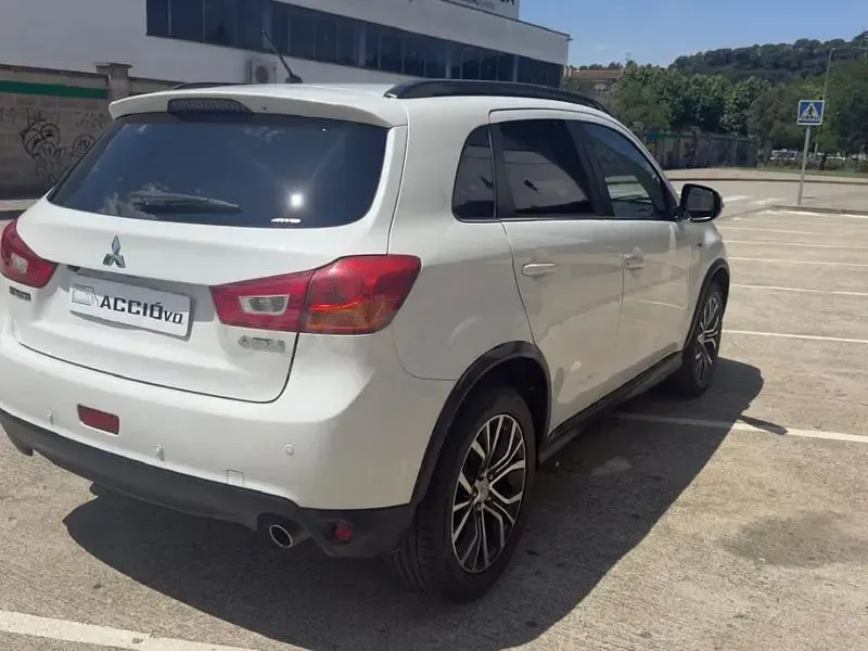 Usado Mitsubishi ASX 150 CV (110 kW) 2015 Blanco SUV