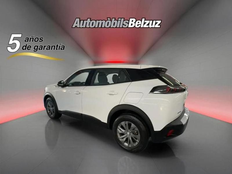 Usado Peugeot 2008 Active 110 CV (80 kW) 2021 Blanco SUV
