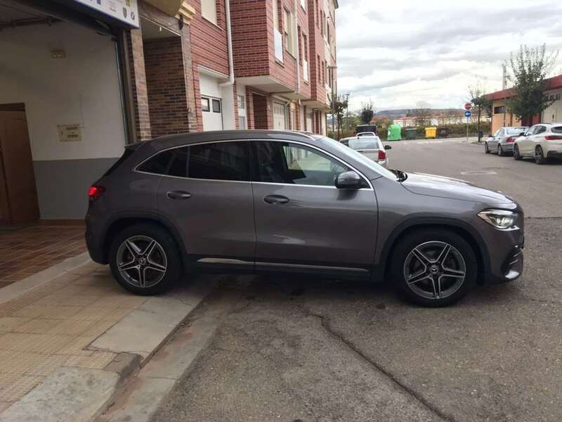 Usado Mercedes GLA220 190 CV (139 kW) 2023 Gris SUV