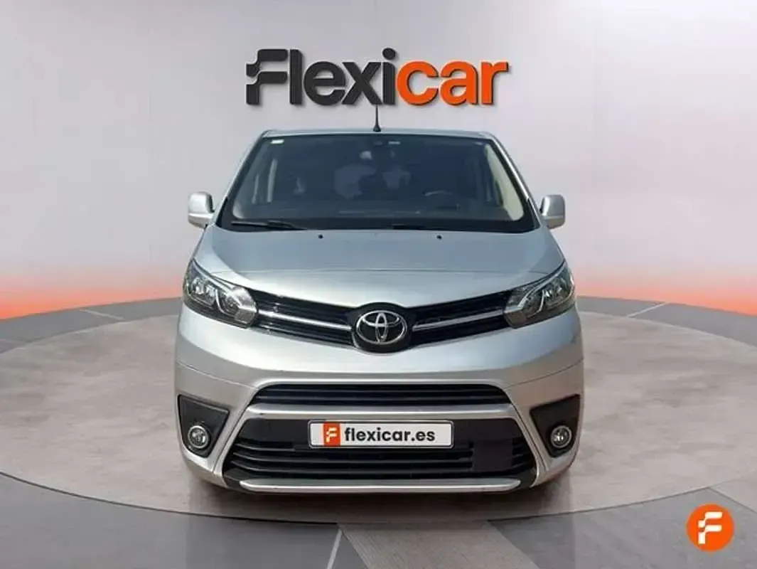 Usado Toyota Proace Advance 150 CV (110 kW) 2018 Gris Monovolumen