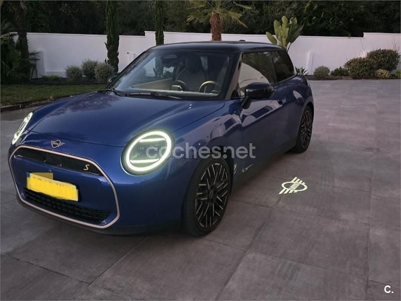 Eléctrico Usado 2024 Mini Cooper SE Utilitario | 33.000 € - Imagen 1/2