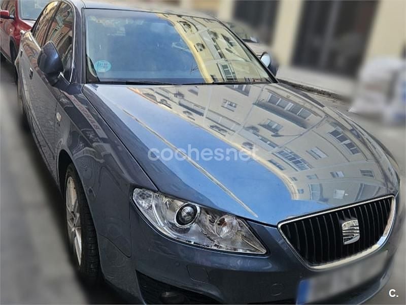 Usado Seat Exeo Sport 200 CV (147 kW) 2009 Azul Berlina