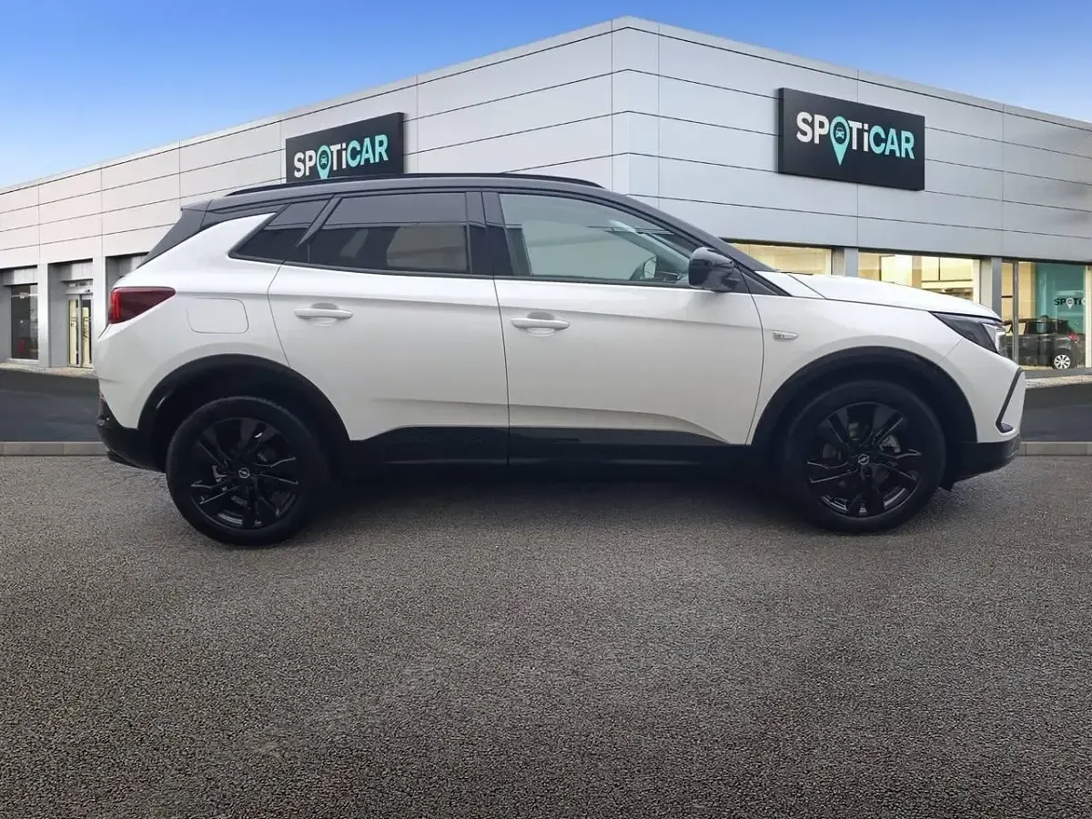 Usado Opel Grandland X Business Edition 130 CV (95 kW) 2023 Blanco SUV